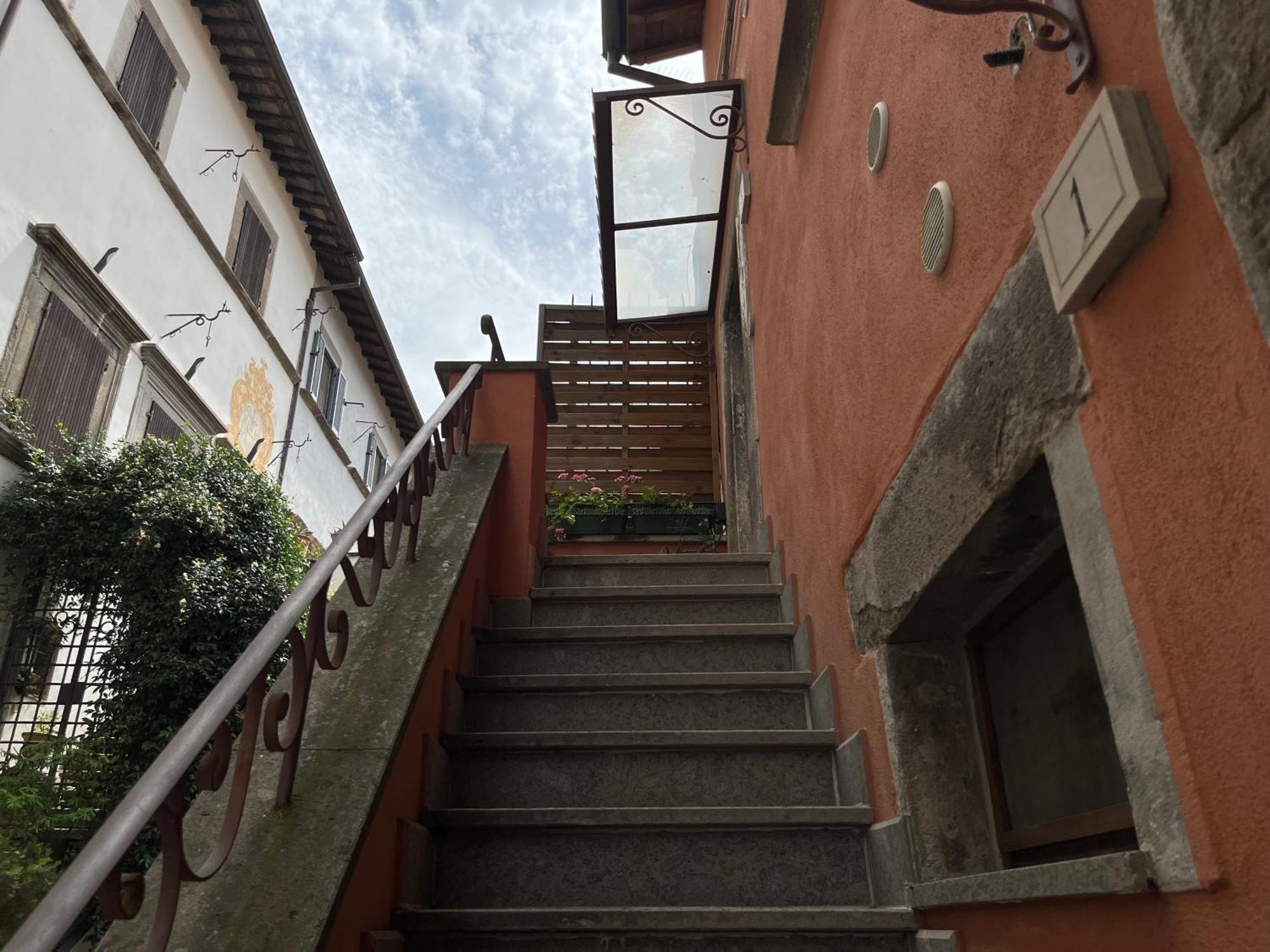 Domus Tuscia Apartments San Faustino Guesthouse Viterbo Eksteriør billede