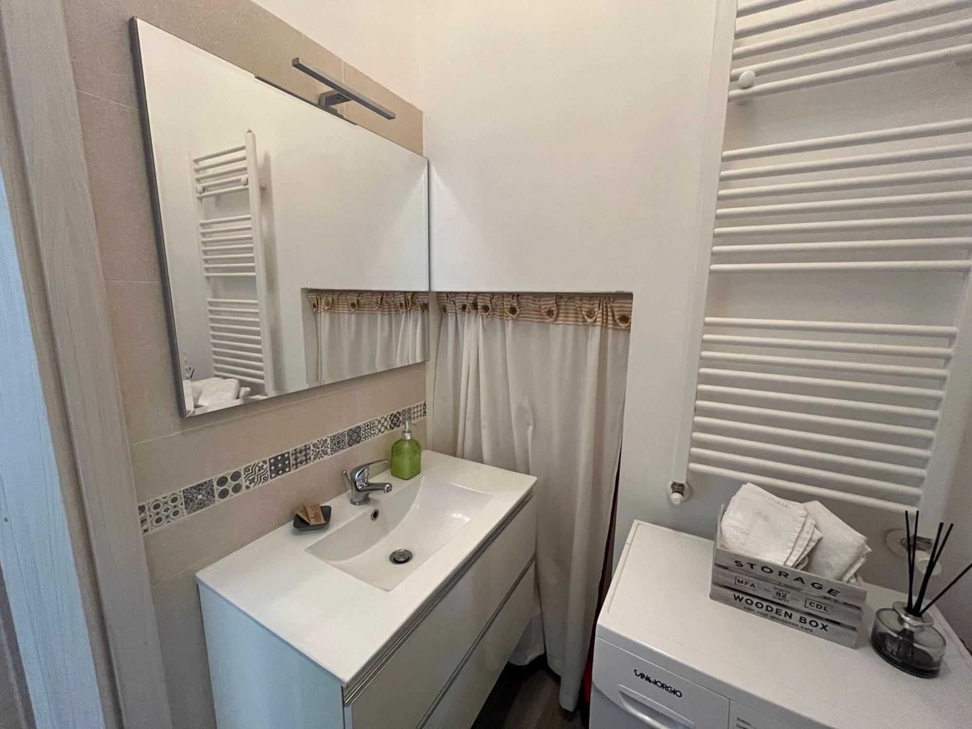 Domus Tuscia Apartments San Faustino Guesthouse Viterbo Eksteriør billede